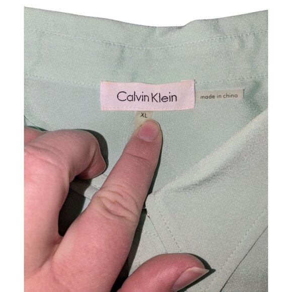 Calvin Klein Women's Mint Green Button-Up Blouse with Roll Tab Sleeves - Picture 2 of 12